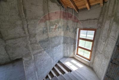 Casă cu 6 camere cu Teren 1680 Mp în Alexandru cel Bun - 45