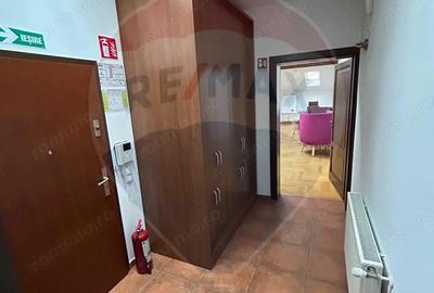 Spațiu comercial, de 65 mp, în P-ța Victoriei - 5