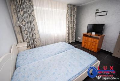 Apartament cu 3 camere decomandat în C5 - 11