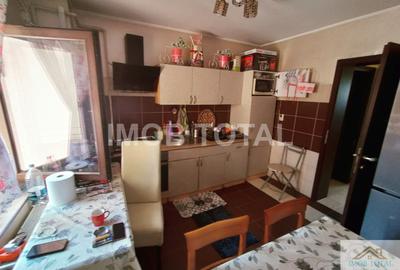 Casa, Jumatate duplex,mobilata utilata Prundu Platou - 10