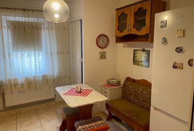 Apartament cu 3 camere decomandat, mobilat în Complex Studențesc - 5