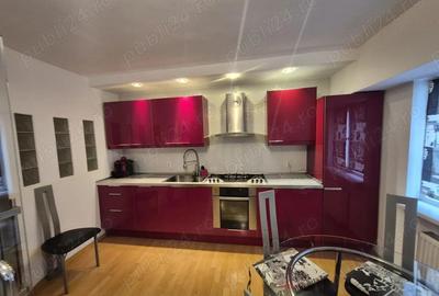 Apartament cu 3 camere decomandat în Central - 7