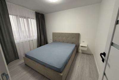 Apartament cu 3 camere decomandat în Central - 1