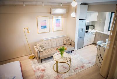 Apartament cu 2 camere decomandat, mobilat în Universitate