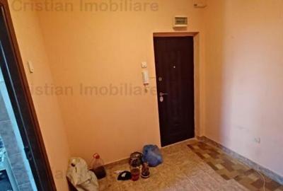 LIBER1! Ap 2 camere, conf I, zona Calea Galati - 1