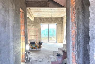 Duplex cu 4 camere cu Canalizare în Sânmihaiu Român - 3