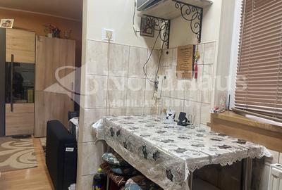 Garsonieră decomandată, mobilată în Vasile Aaron - 7