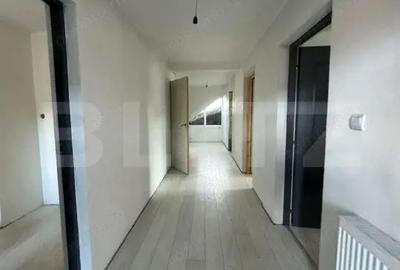 Casă cu 9 camere cu Teren 1000 Mp în Central - 13