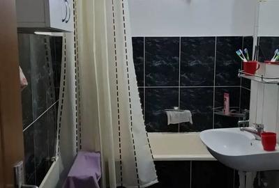 De vanzare apartament 3 camere - 5