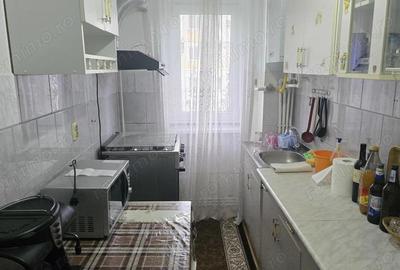 Vand apartament 2 camere in Deva, pe Al. Armatei, etaj 2, - 3
