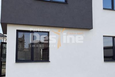 Casă individuală cu 4 camere cu Canalizare în Aeroport - 1