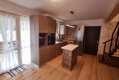 Casa tip duplex, curte + 2 locuri de parcare, zona Triaj - 5