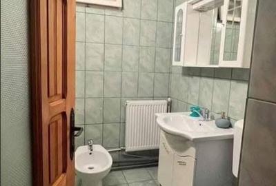 Apartament cu 3 camere în Central - 4