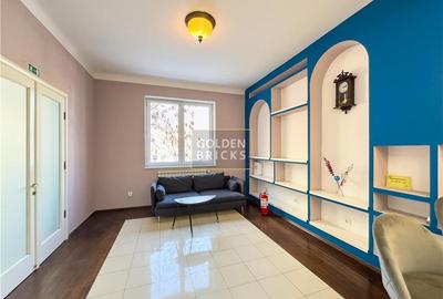 Casă individuală cu 5 camere cu Canalizare în P-ța Victoriei - 2