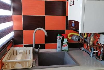 Apartament cu 2 camere decomandat în Traian - 4