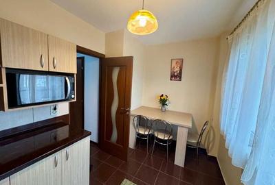 Apartament cu 2 camere decomandat în Canta - 2