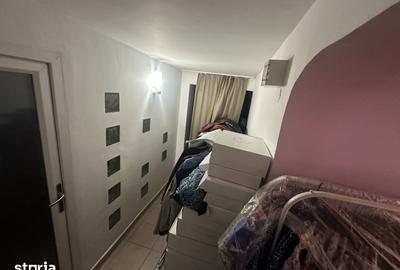 Casă cu 10 camere cu Canalizare în Apărătorii Patriei - 12