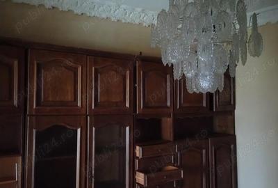 Casă cu 5 camere cu Teren 2500 Mp în Stejaru - 4