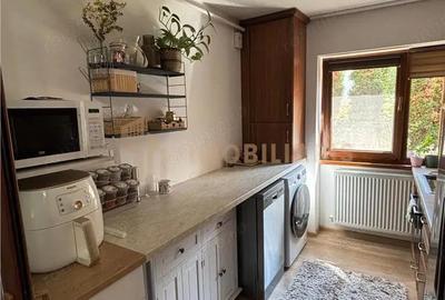 Apartament cu 3 camere în Central - 11