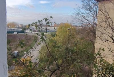 Garsonieră semidecomandată în Olimpia-Stadion