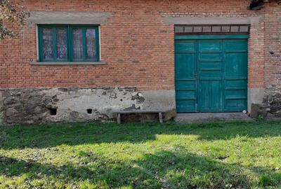 Casă cu 3 camere în Moceriș - 1