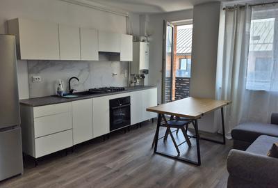 Apartament cu 2 camere semidecomandat, mobilat în Chinteni - 2