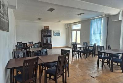 Spațiu comercial, de 1,800 mp, în Central - 11