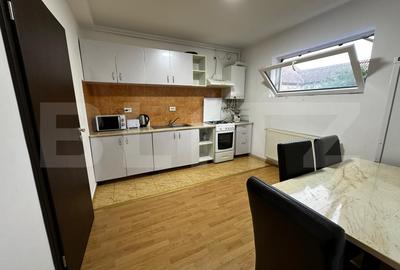 Apartament spatios de inchiriat - 3 camere, 2 bai, balcon - etaj 1, bloc nou - 5