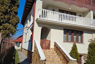 Duplex cu 3 camere cu Teren 385 Mp în Est - 1