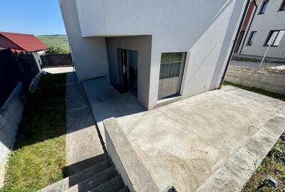 Casă cu 4 camere în Dezmir - 2