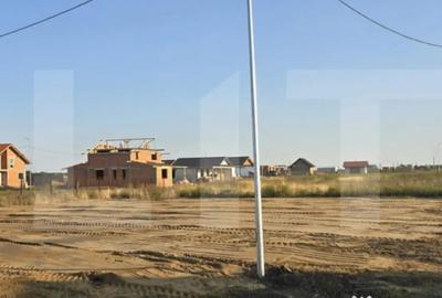 Teren de 697 mp, în Sânmihaiu Român - 5