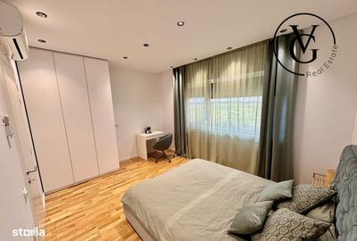 Casă cu 4 camere decomandat în Central