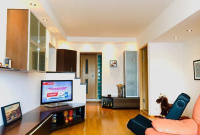 Apartament impecabil 3 cam (fost 4 cam), cu vedere la Parcul si Delta Vacaresti!