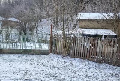 Casa si teren zona pitoreasca - 2