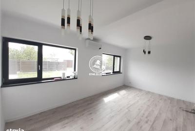 Casă cu 4 camere în Breazu