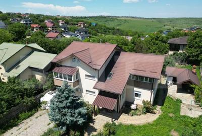 Casa cu 7 camere, 400 mp, 1500 mp de teren, Breazu - 5