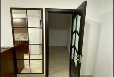 Apartament cu 2 camere decomandat în Independenței