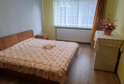 Apartament cu 3 camere decomandat în Central - 2