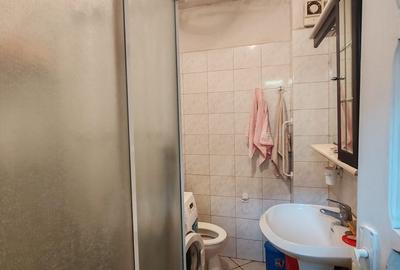 Chiajna casa veche cu teren stradal in centru - 5