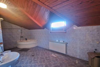 Casă individuală cu 5 camere cu Canalizare în Pieptănari - 12