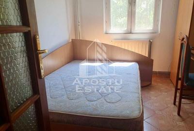 Apartament 3 camere, centrala proprie, zona Torontalului - 2