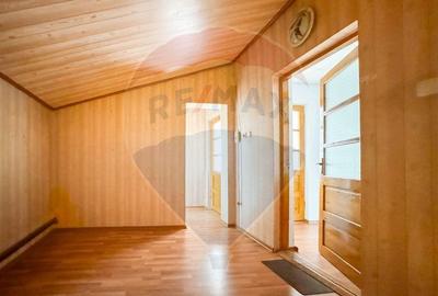 Casă cu 14 camere cu Teren 221 Mp în Coiciu - 10