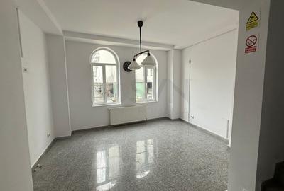 Casă individuală cu 9 camere cu Canalizare în Eminescu - 15