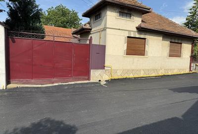 Casă cu 3 camere în Central - 2