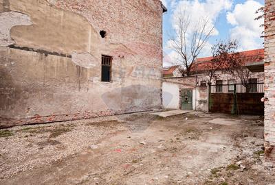 Casă cu 4 camere cu Teren 500 Mp în Central - 5