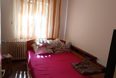 Se vinde apartament semidecomandat 3 camere la parter pret 71000 euro neg. - 6