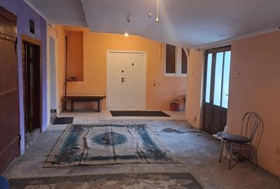 Casă cu 4 camere în Central - 5