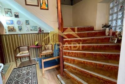 Vanzari Apartamente 8 Camere - 5