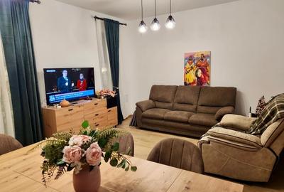 Casă cu 3 camere cu Canalizare în Central - 2