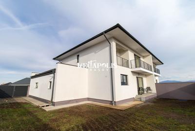Duplex cu 5 camere cu Canalizare în Tărlungeni - 26